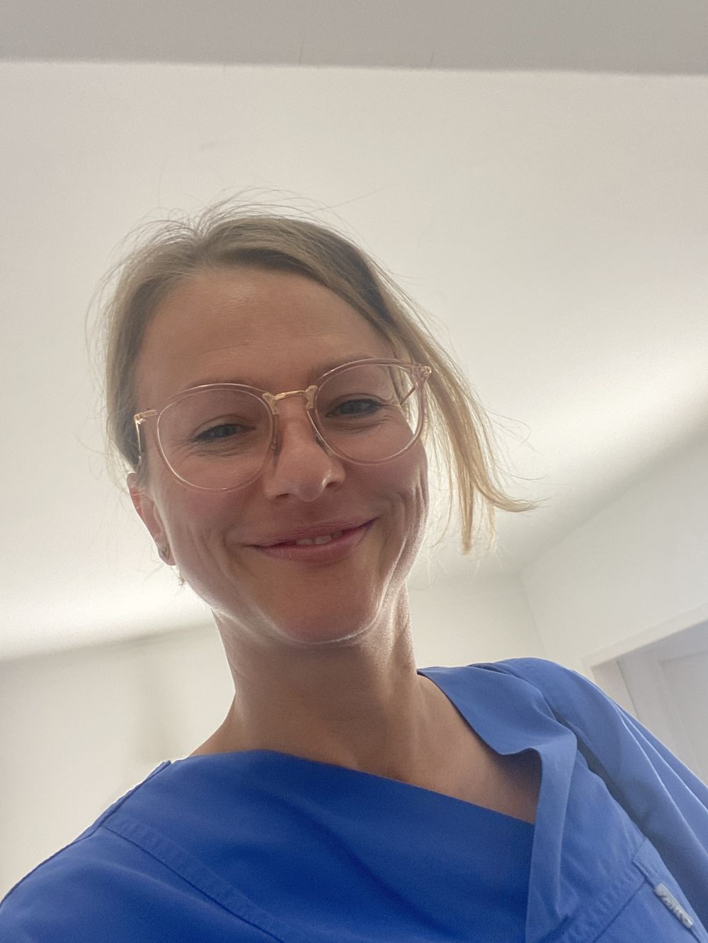 Yvonne Brinkhaus im Kasack
